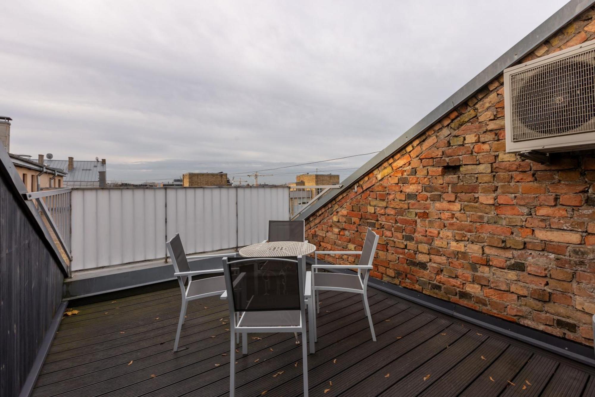 Penthouse Apartment With Terrace Рига Екстериор снимка