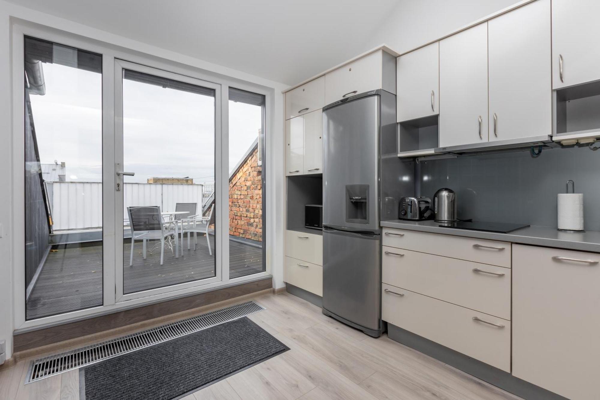 Penthouse Apartment With Terrace Рига Екстериор снимка